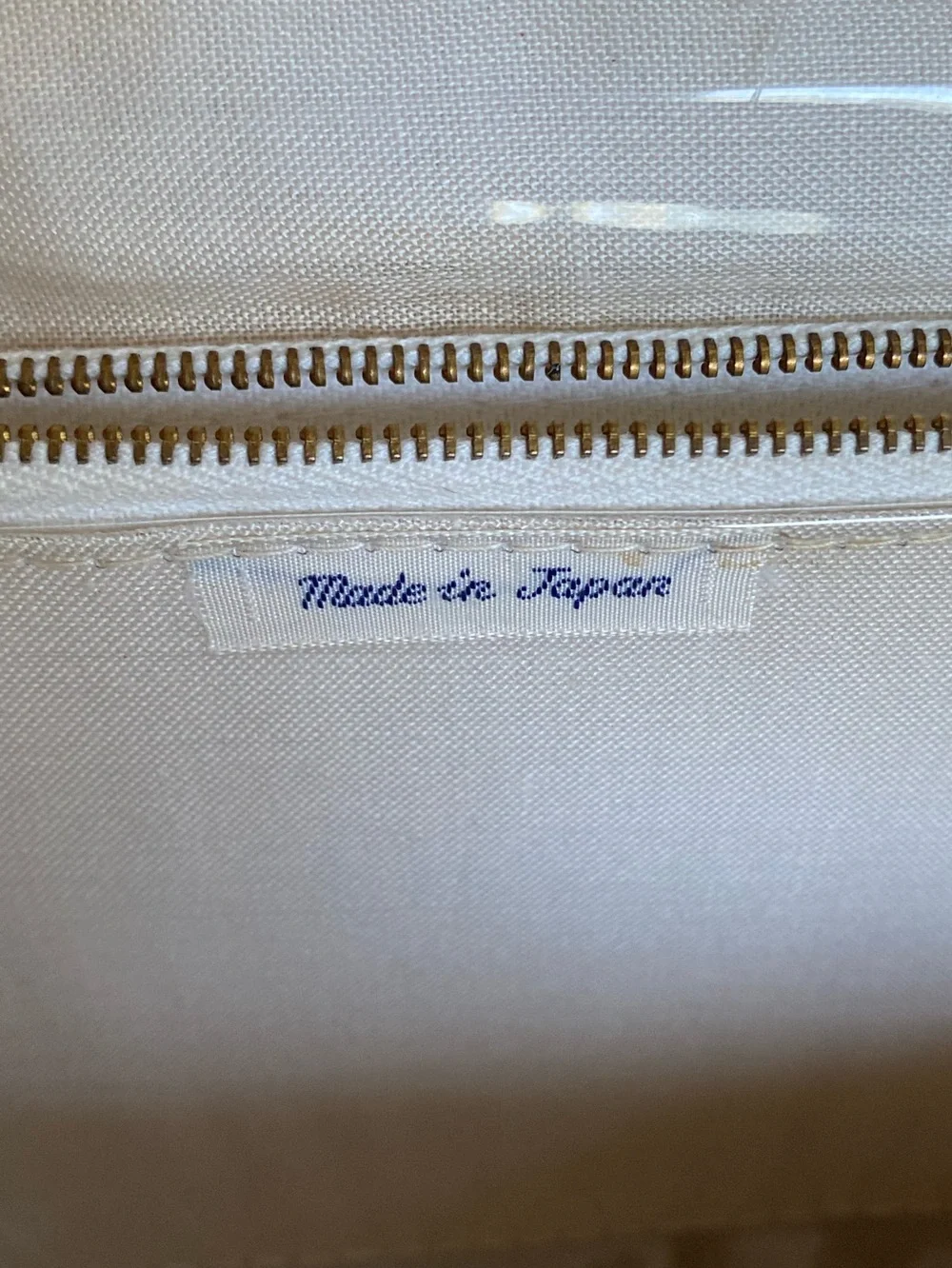 VTG 1950s Cream Woven Raffia Purse White Lucite Top Handle Kiss Lock Frame